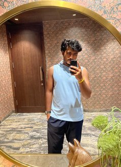 Dapper David - Male escort in New Delhi Photo 6 of 6
