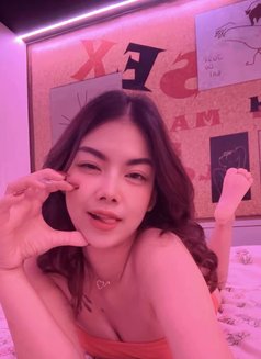 Dara Bangkok Escort - puta in Bangkok Photo 17 of 18