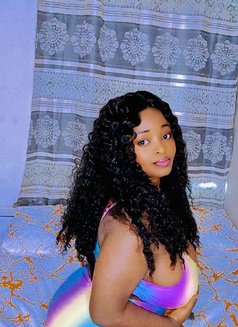 Daraline - escort in Abu Dhabi Photo 6 of 6