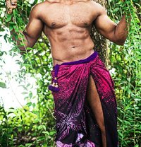 Daran - Male escort in Colombo