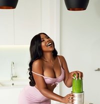 British Ebony Companion: Darcy Sloane - escort in London