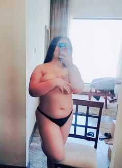 Dareen New - escort in Nizwa Photo 6 of 8