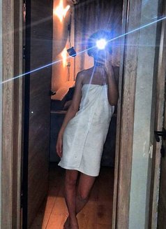 Daria - escort in Bangkok Photo 2 of 10
