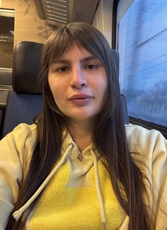 Daria - Acompañantes transexual in Amsterdam Photo 2 of 6