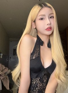 Daria young girl - puta in Bangkok Photo 6 of 9