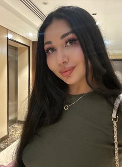 Dariana - escort in Khobar Photo 9 of 14