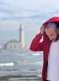 Darik - Male escort in Casablanca Photo 1 of 2