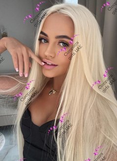 DARINA GORGEOUS - escort in Abu Dhabi Photo 8 of 11