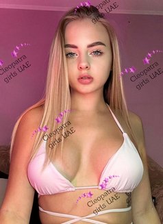 DARINA PERFECT SERVICE 19yo - puta in Abu Dhabi Photo 8 of 8