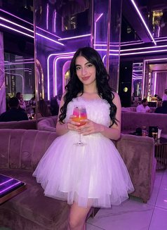 Darina - escort in Hong Kong Photo 2 of 6