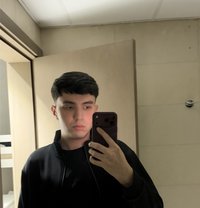 Dario - Male escort in Dubai
