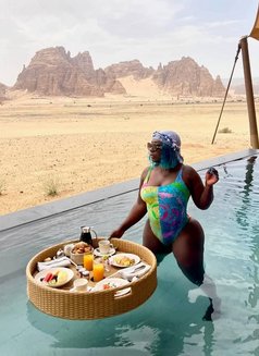 Dark and Delicious - escort in Shenzhen Photo 4 of 6