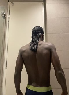Dark Boy - Acompañantes masculino in Kuala Lumpur Photo 2 of 3