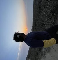 Cup Cake - Acompañante masculino in Kathmandu