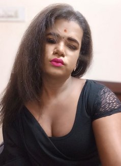 Dark Chocolate Bavya Lives in Bangalore - Transsexual escort in Bangalore Photo 3 of 4