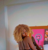 Dark - escort in Bali