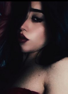Dark feminine - Transsexual escort in Beirut Photo 2 of 2