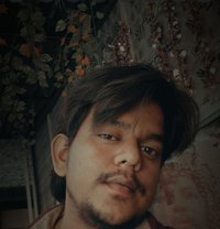 DarK HorsE7. 5 - Acompañantes masculino in Jaipur