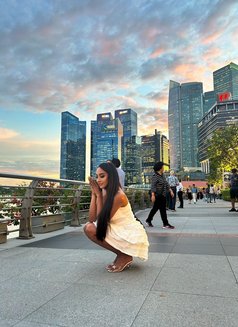 ULTIMATE LOT CUM QUEEN - Transsexual escort in Singapore Photo 11 of 11