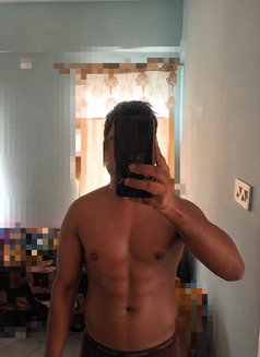 Dark Knight - Acompañante masculino in Bangalore Photo 1 of 1