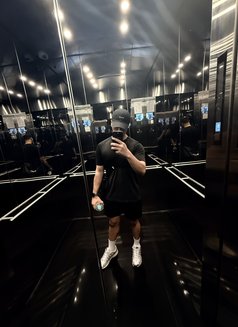 Dark Knight (WOMAN AND COUPLE EXPERT) - Male escort in Kuala Lumpur Photo 2 of 2