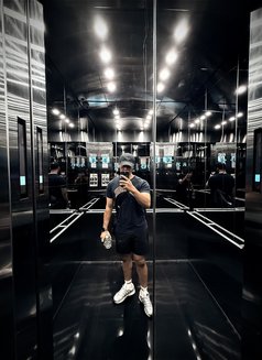 Dark Knight (WOMAN AND COUPLE EXPERT) - Male escort in Kuala Lumpur Photo 1 of 2