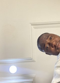 Dark Snow - Male escort in Accra Photo 2 of 12