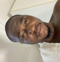 Dark Snow - Acompañantes masculino in Accra