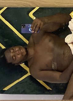 Dark Snow - Male escort in Accra Photo 8 of 12