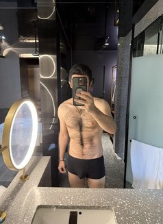 Dark Warrior - Male escort in Shenzhen Photo 3 of 3