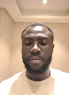 Darkbigxxl - Male escort in Dubai Photo 1 of 1