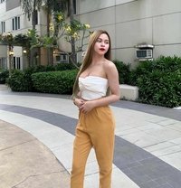 Darlene Tsu - escort in Manila