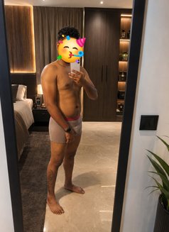 Darren - Male adult performer in Colombo Photo 2 of 3