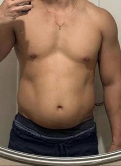 Dash - Male escort in Colombo Photo 1 of 1