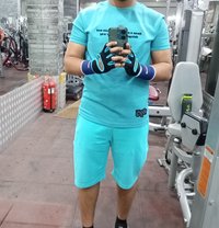 Dash - Acompañante masculino in Colombo