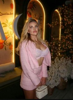 Dasha - escort in Tbilisi Photo 4 of 9