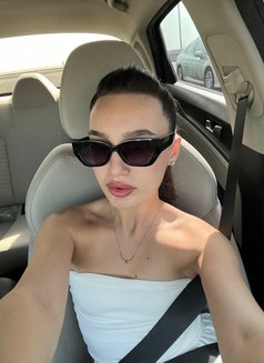 Dasha - escort in Doha Photo 7 of 10