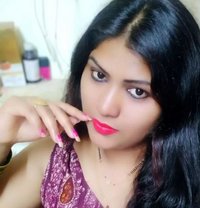 Dashing Neha flowers - adult performer in New Delhi