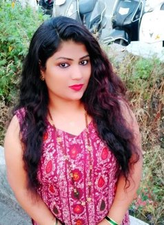 Dashing Neha flowers - adult performer in New Delhi Photo 4 of 6