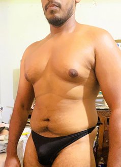 dasun for lonely ladies - Male escort in Colombo Photo 6 of 14