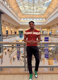 Dave Bbc - Acompañantes masculino in Bangkok Photo 2 of 4