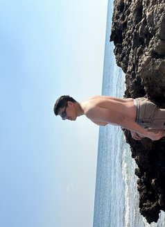 Dave Rsatile - Male escort in Muscat Photo 5 of 6