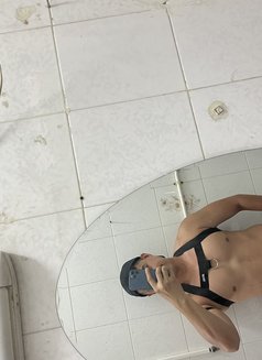 Dave Rsatile - Male escort in Muscat Photo 2 of 2