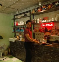 Dave Rsatile - Male escort in Muscat