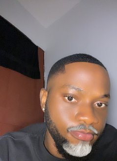 Dave Som - Male escort in Lagos, Nigeria Photo 1 of 5