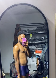 Dave Som - Male escort in Lagos, Nigeria Photo 5 of 5