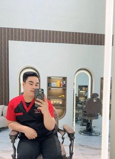 Dave27 - Male escort in Riyadh Photo 2 of 3