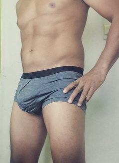 David Ebrahim - Male escort in Colombo Photo 6 of 6