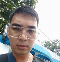 David Esguerra - Intérprete masculino de adultos in Angeles City