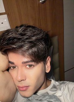 David Ferreiraxxx - Male escort in Dubai Photo 2 of 5